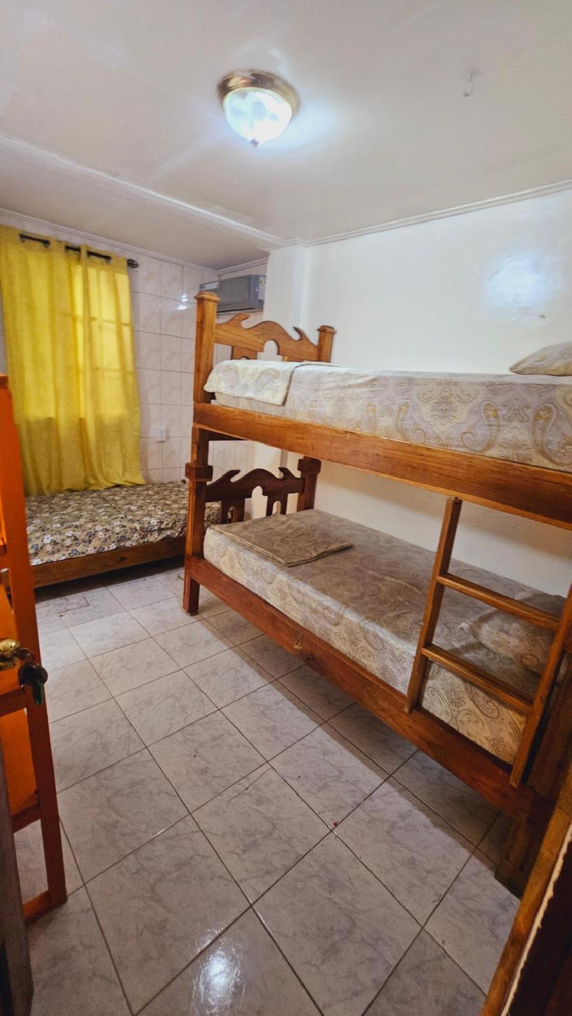 Bastimentos Hill Guest House Bocas del Toro Exterior foto