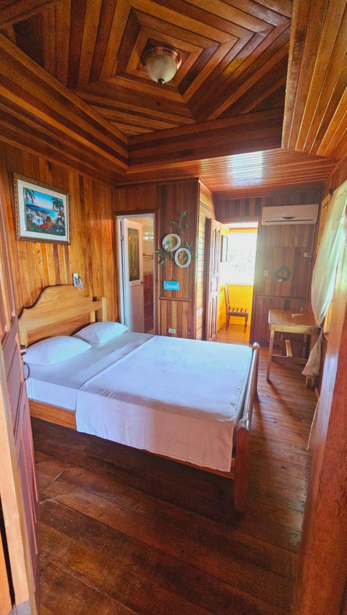 Bastimentos Hill Guest House Bocas del Toro Exterior foto