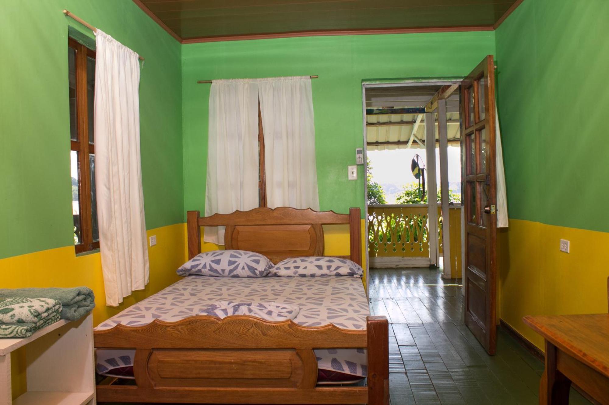Bastimentos Hill Guest House Bocas del Toro Zimmer foto